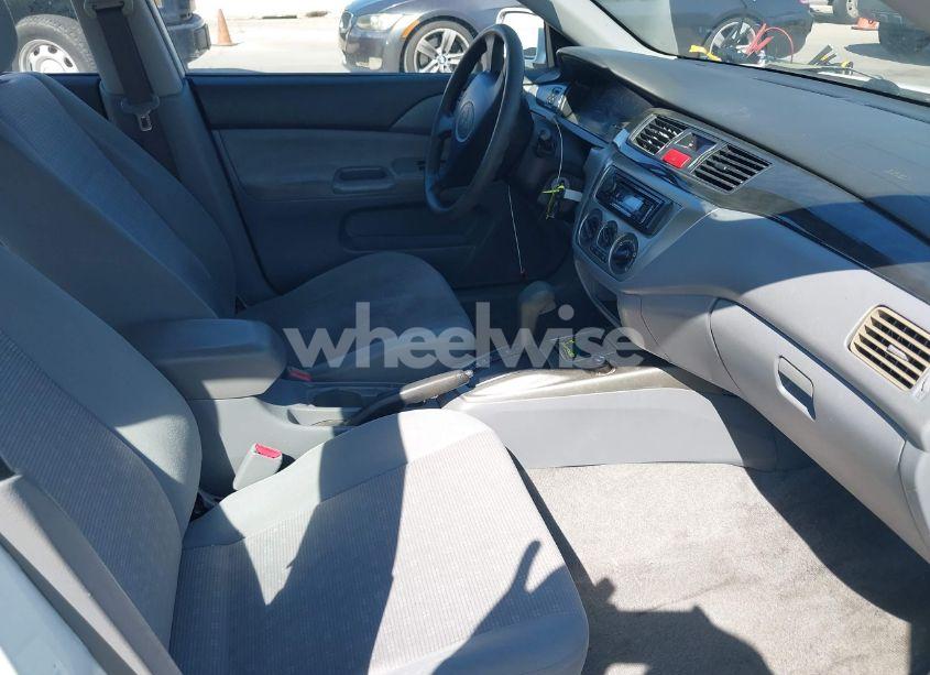 Photo 5 of 2005 Mitsubishi Lancer ES (VIN JA3AJ26E25U026999)