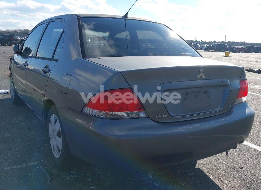 Photo 3 of 2005 Mitsubishi Lancer ES (VIN JA3AJ26E55U013650)