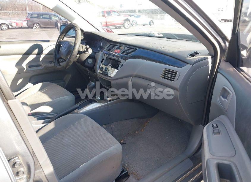 Photo 5 of 2005 Mitsubishi Lancer ES (VIN JA3AJ26E55U013650)