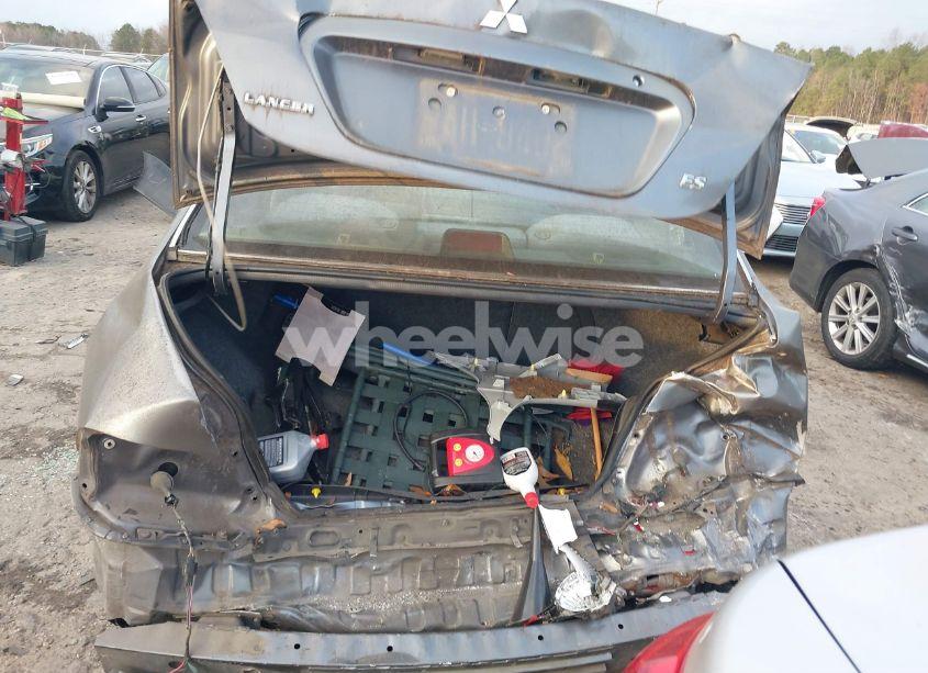 Photo 17 of 2005 Mitsubishi Lancer ES (VIN JA3AJ26E65U054529)