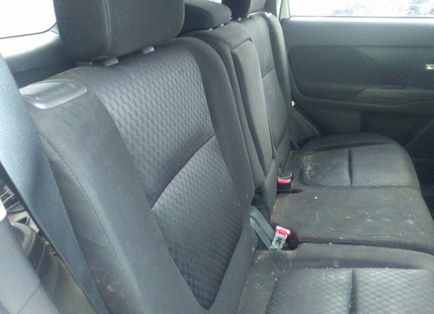 Photo 8 of 2014 Mitsubishi Outlander ES (VIN JA4AD2A30EZ006231)