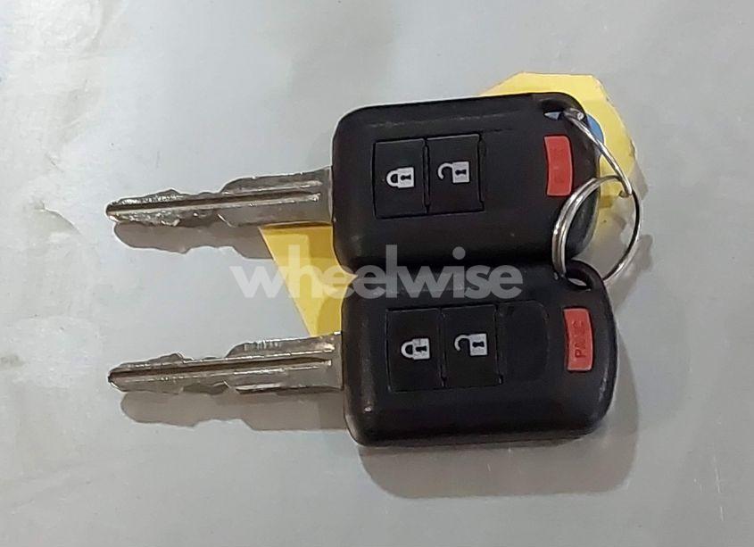 Photo 11 of 2018 Mitsubishi Outlander ES (VIN JA4AD2A30JJ003838)