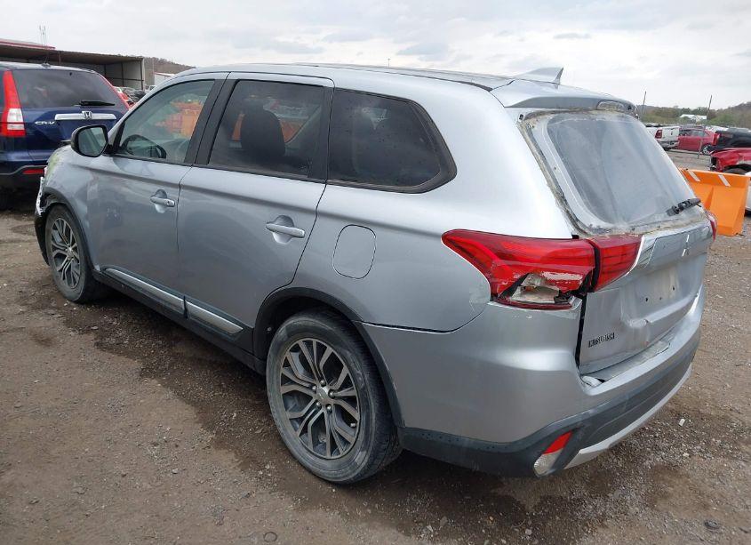 Photo 3 of 2017 Mitsubishi Outlander ES (VIN JA4AD2A31HZ017761)