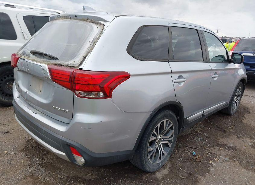 Photo 4 of 2017 Mitsubishi Outlander ES (VIN JA4AD2A31HZ017761)