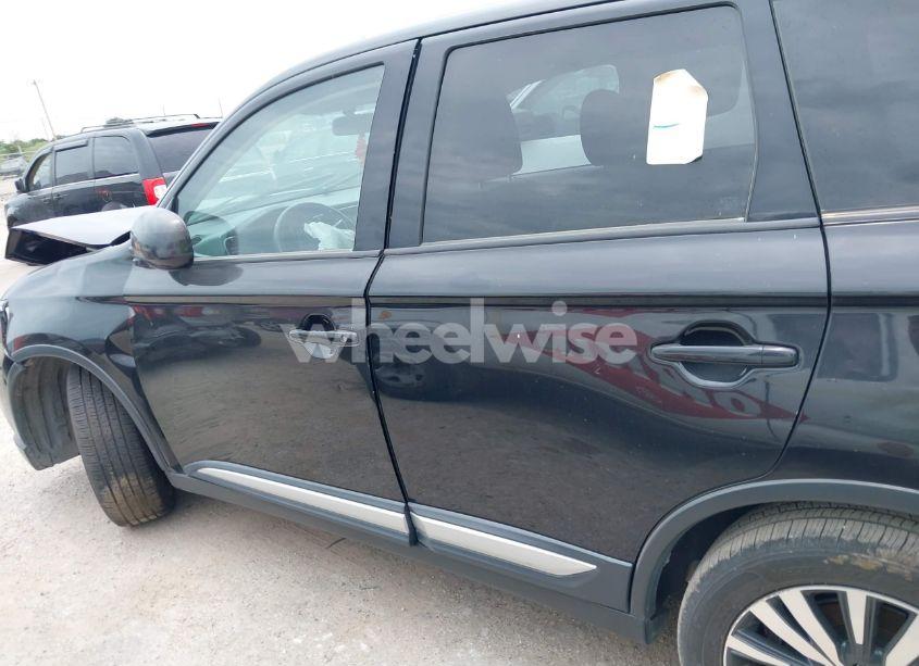 Photo 14 of 2019 Mitsubishi Outlander ES (VIN JA4AD2A31KZ038066)