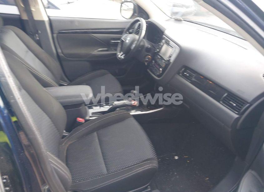 Photo 5 of 2017 Mitsubishi Outlander ES (VIN JA4AD2A32HZ050879)