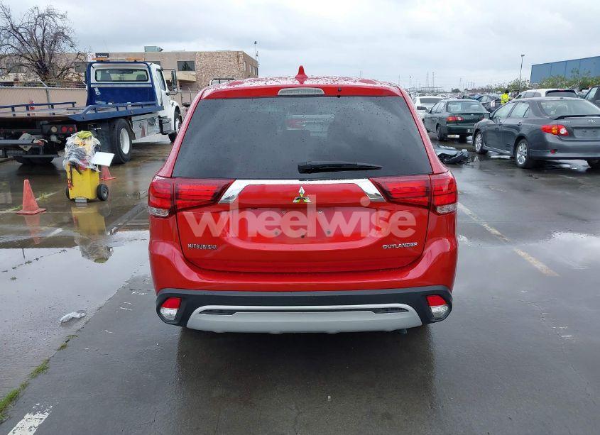 Photo 16 of 2019 Mitsubishi Outlander ES (VIN JA4AD2A32KZ032101)