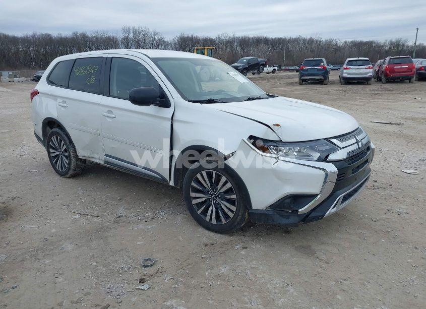 2020 Mitsubishi Outlander ES 2.4 (VIN JA4AD2A32LZ014005) main photo