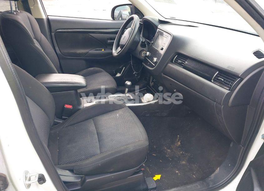 Photo 5 of 2020 Mitsubishi Outlander ES 2.4 (VIN JA4AD2A32LZ014005)