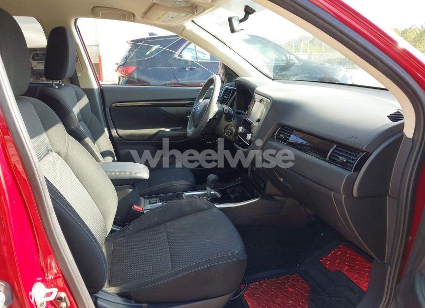 Photo 5 of 2020 Mitsubishi Outlander ES 2.4 (VIN JA4AD2A32LZ014683)