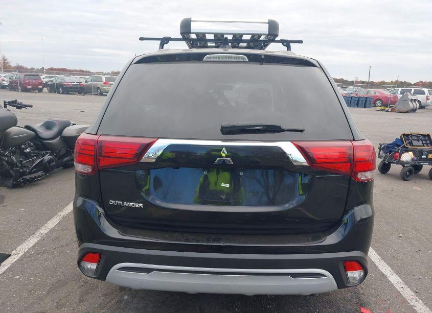 Photo 16 of 2020 Mitsubishi Outlander ES 2.4 (VIN JA4AD2A32LZ047702)