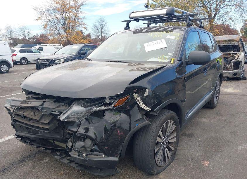 Photo 2 of 2020 Mitsubishi Outlander ES 2.4 (VIN JA4AD2A32LZ047702)