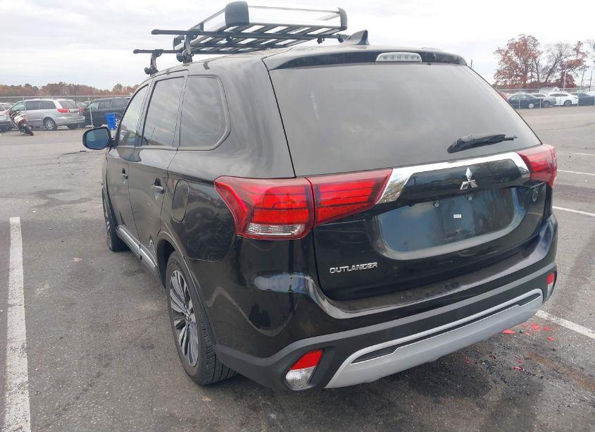 Photo 3 of 2020 Mitsubishi Outlander ES 2.4 (VIN JA4AD2A32LZ047702)