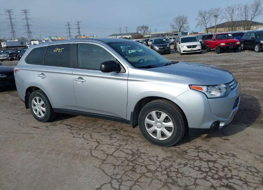2014 Mitsubishi Outlander ES (VIN JA4AD2A33EZ009009) main photo