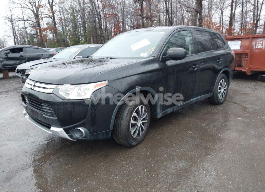 Photo 2 of 2015 Mitsubishi Outlander ES (VIN JA4AD2A33FZ005558)