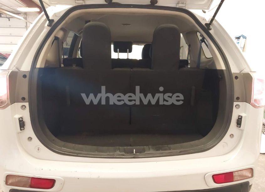 Photo 18 of 2015 Mitsubishi Outlander ES (VIN JA4AD2A33FZ014115)