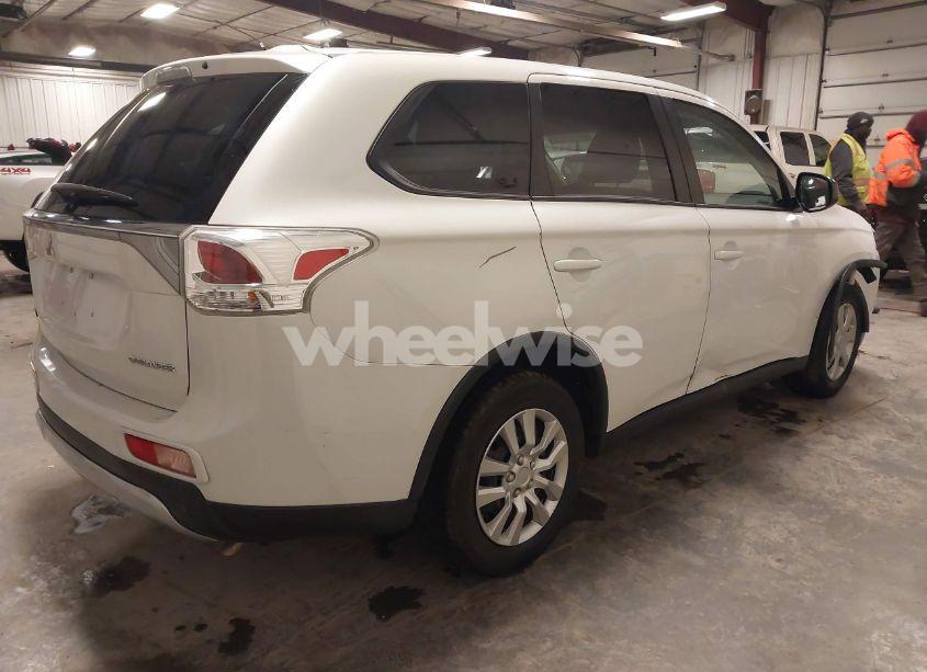 Photo 4 of 2015 Mitsubishi Outlander ES (VIN JA4AD2A33FZ014115)