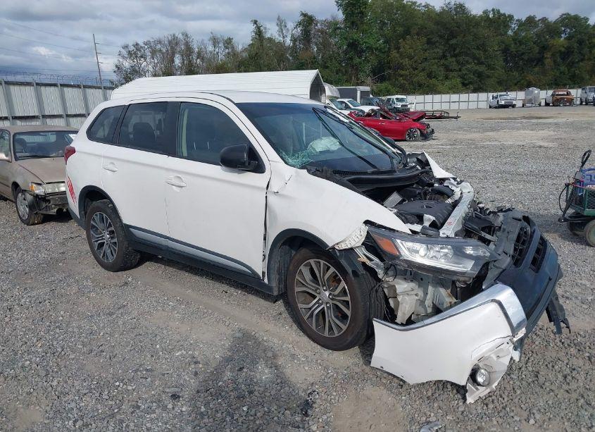 2016 Mitsubishi Outlander ES (VIN JA4AD2A33GZ008042) main photo