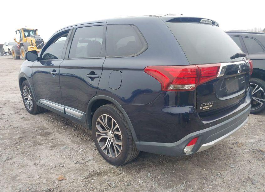 Photo 3 of 2016 Mitsubishi Outlander ES (VIN JA4AD2A33GZ030607)