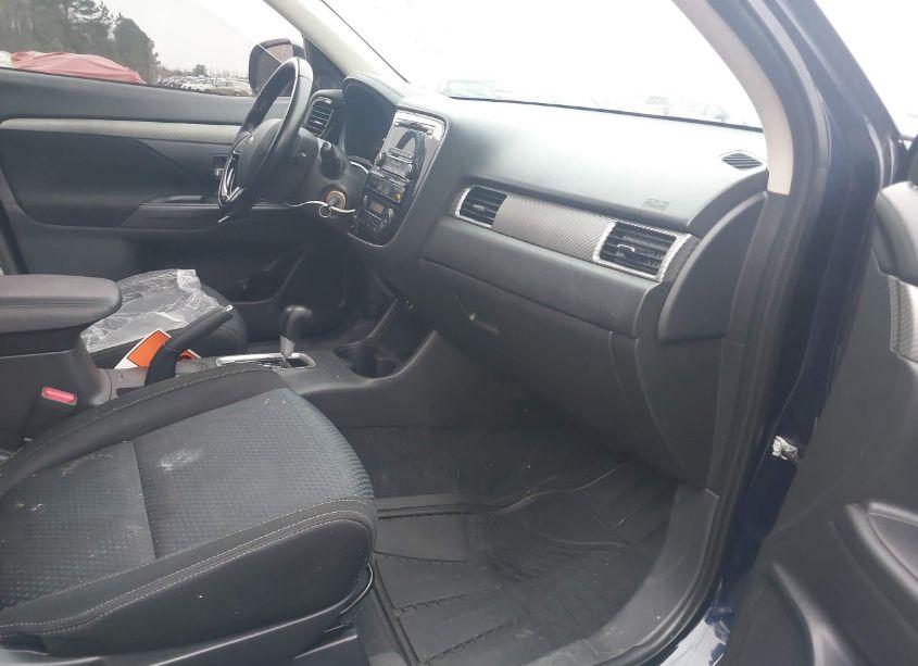 Photo 5 of 2016 Mitsubishi Outlander ES (VIN JA4AD2A33GZ030607)