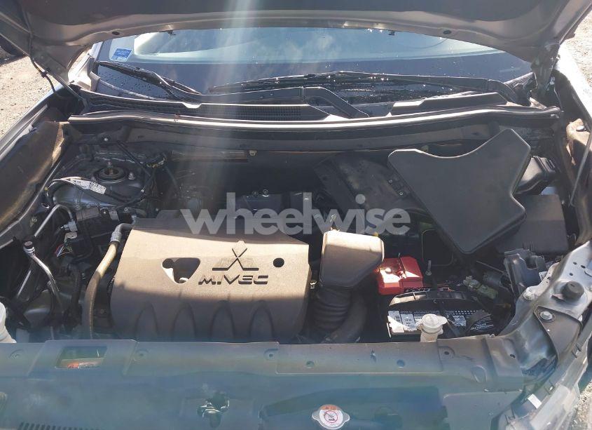 Photo 10 of 2018 Mitsubishi Outlander ES (VIN JA4AD2A33JZ017282)