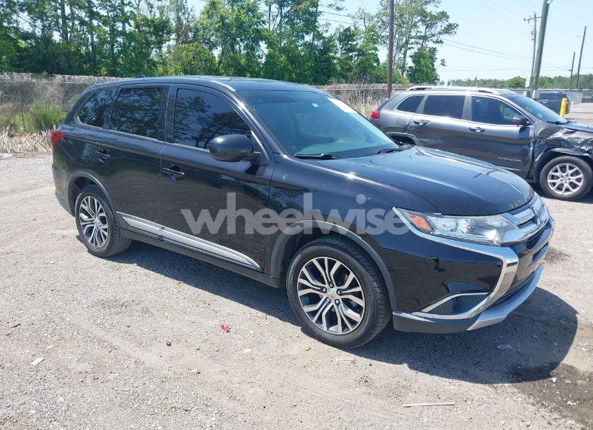 2018 Mitsubishi Outlander ES (VIN JA4AD2A33JZ069124) main photo