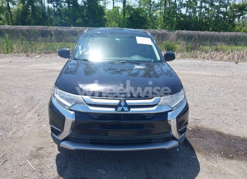 Photo 12 of 2018 Mitsubishi Outlander ES (VIN JA4AD2A33JZ069124)
