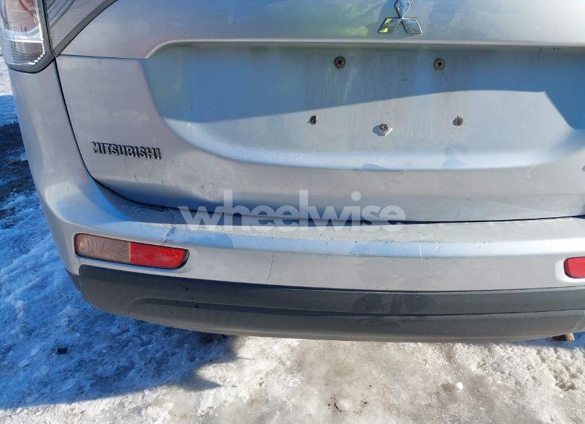 Photo 15 of 2014 Mitsubishi Outlander ES (VIN JA4AD2A34EZ010511)