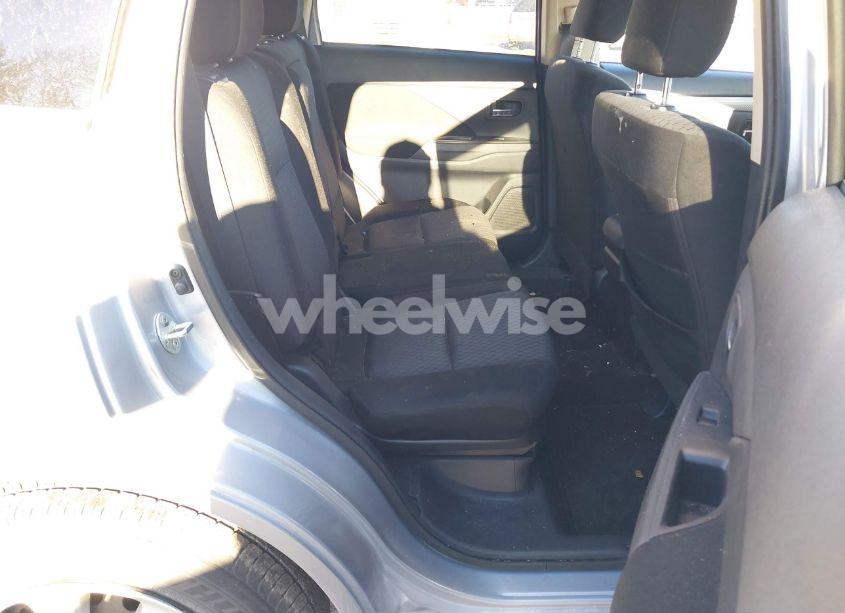 Photo 8 of 2014 Mitsubishi Outlander ES (VIN JA4AD2A34EZ010511)