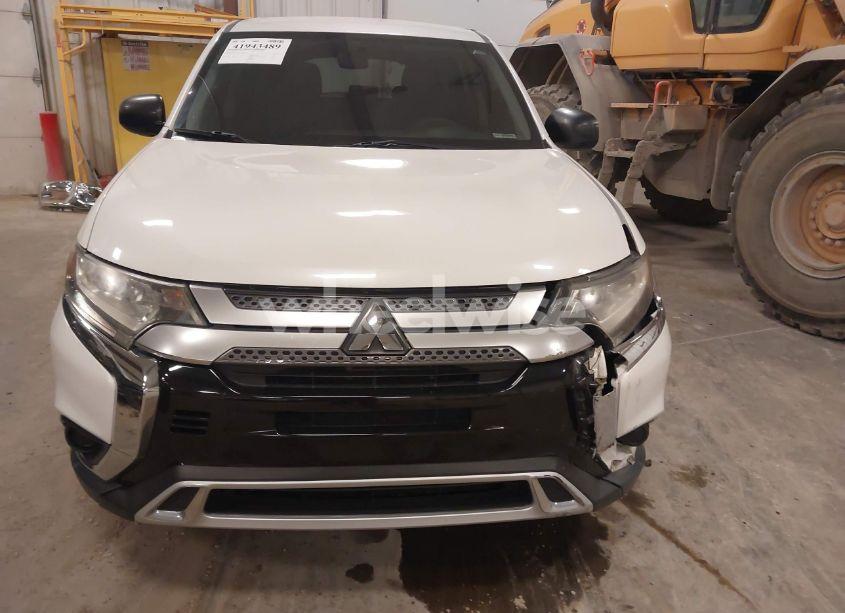 Photo 12 of 2019 Mitsubishi Outlander ES (VIN JA4AD2A34KZ031550)