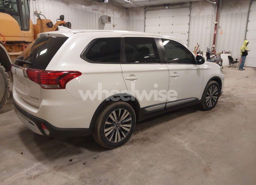 Photo 4 of 2019 Mitsubishi Outlander ES (VIN JA4AD2A34KZ031550)
