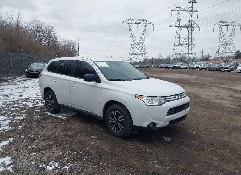 2014 Mitsubishi Outlander ES (VIN JA4AD2A35EZ000540) main photo