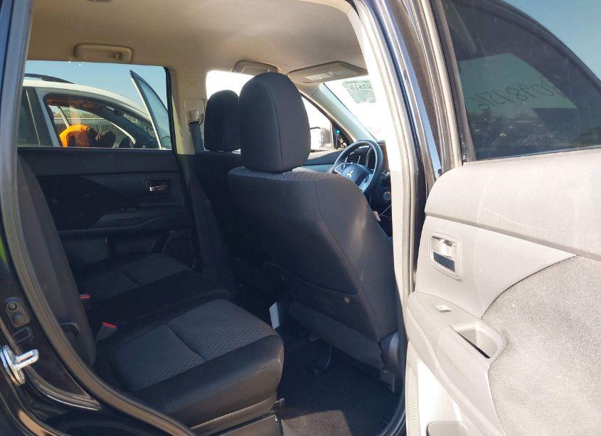 Photo 8 of 2014 Mitsubishi Outlander ES (VIN JA4AD2A35EZ017189)