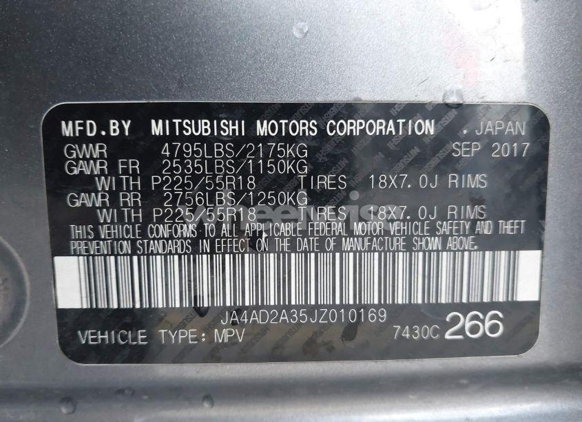 Photo 9 of 2018 Mitsubishi Outlander ES (VIN JA4AD2A35JZ010169)