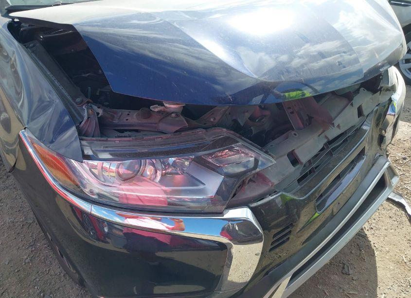 Photo 6 of 2019 Mitsubishi Outlander ES (VIN JA4AD2A35KZ007046)