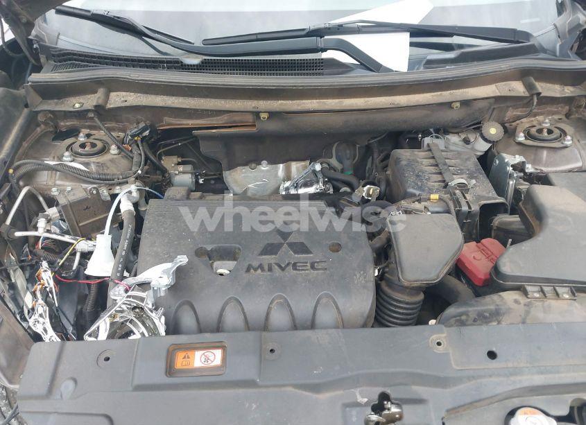 Photo 10 of 2020 Mitsubishi Outlander ES 2.4 (VIN JA4AD2A35LZ039593)