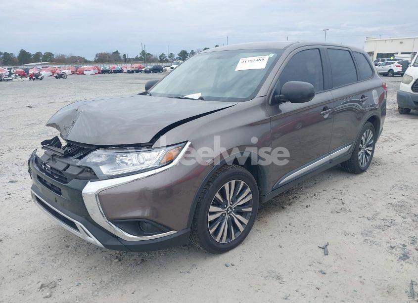 Photo 2 of 2020 Mitsubishi Outlander ES 2.4 (VIN JA4AD2A35LZ039593)