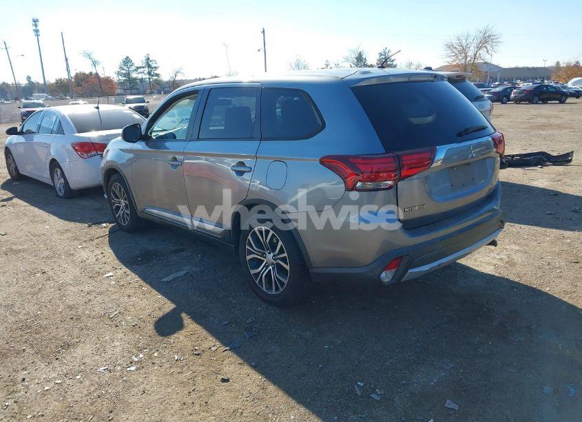 Photo 3 of 2016 Mitsubishi Outlander ES (VIN JA4AD2A36GZ020833)