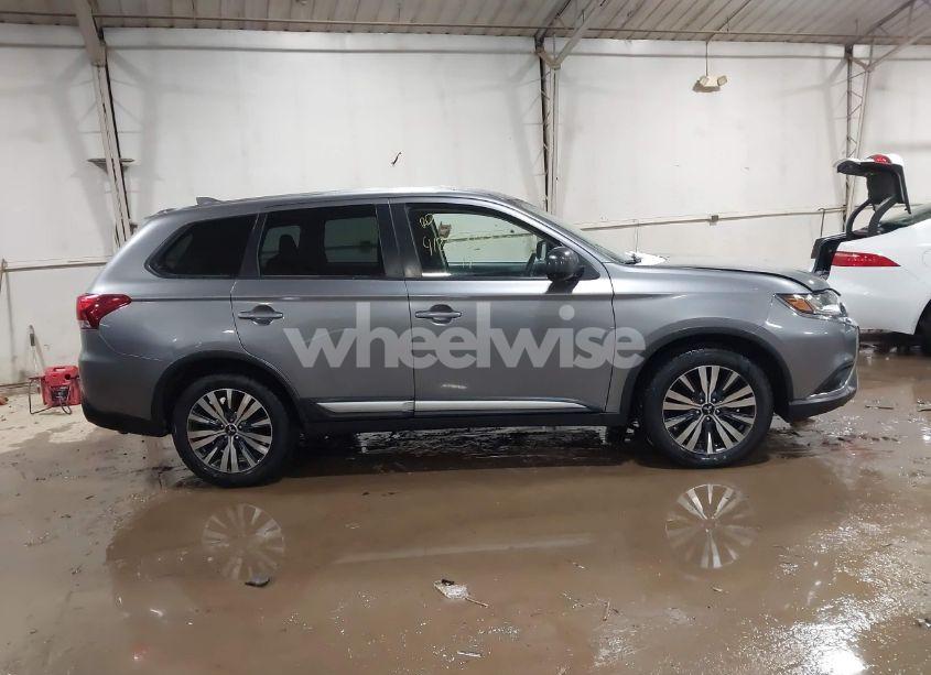 Photo 13 of 2019 Mitsubishi Outlander ES (VIN JA4AD2A36KZ018122)