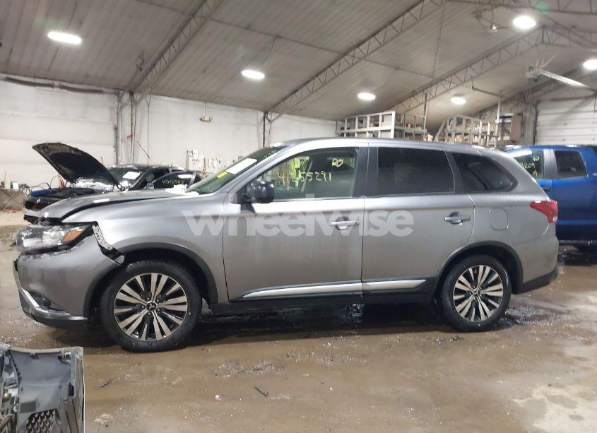 Photo 14 of 2019 Mitsubishi Outlander ES (VIN JA4AD2A36KZ018122)