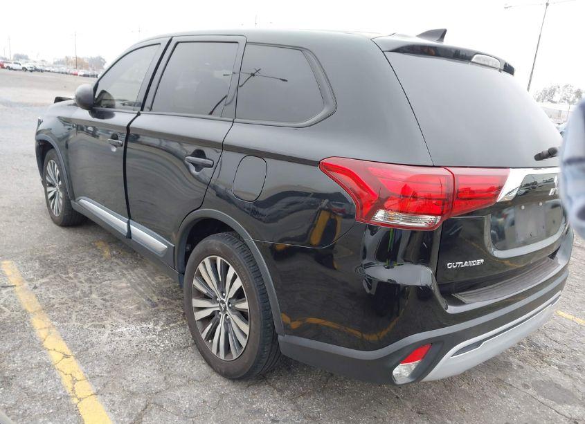 Photo 3 of 2020 Mitsubishi Outlander ES 2.4 (VIN JA4AD2A36LJ000154)