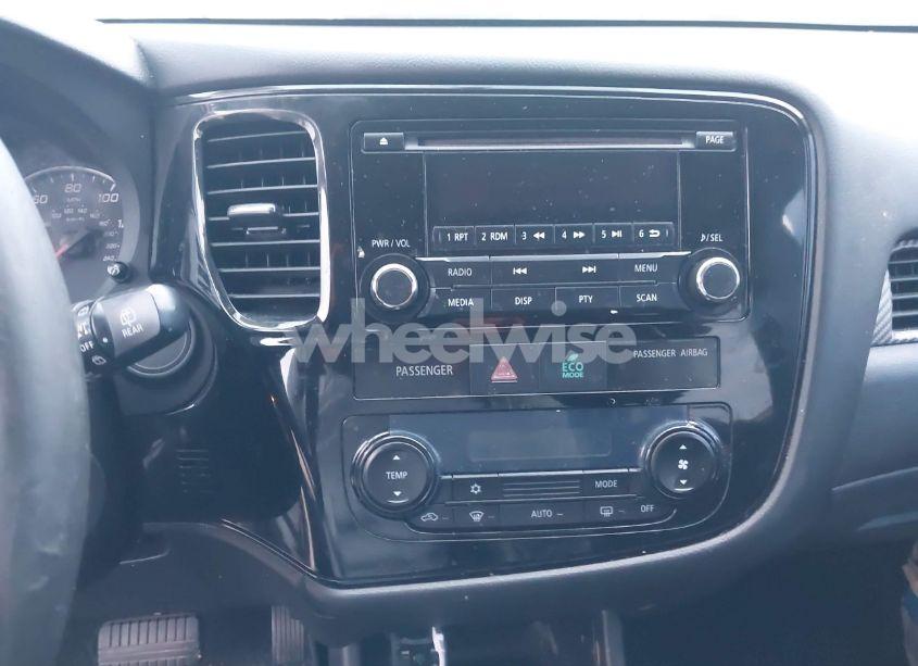 Photo 14 of 2014 Mitsubishi Outlander ES (VIN JA4AD2A37EZ010213)