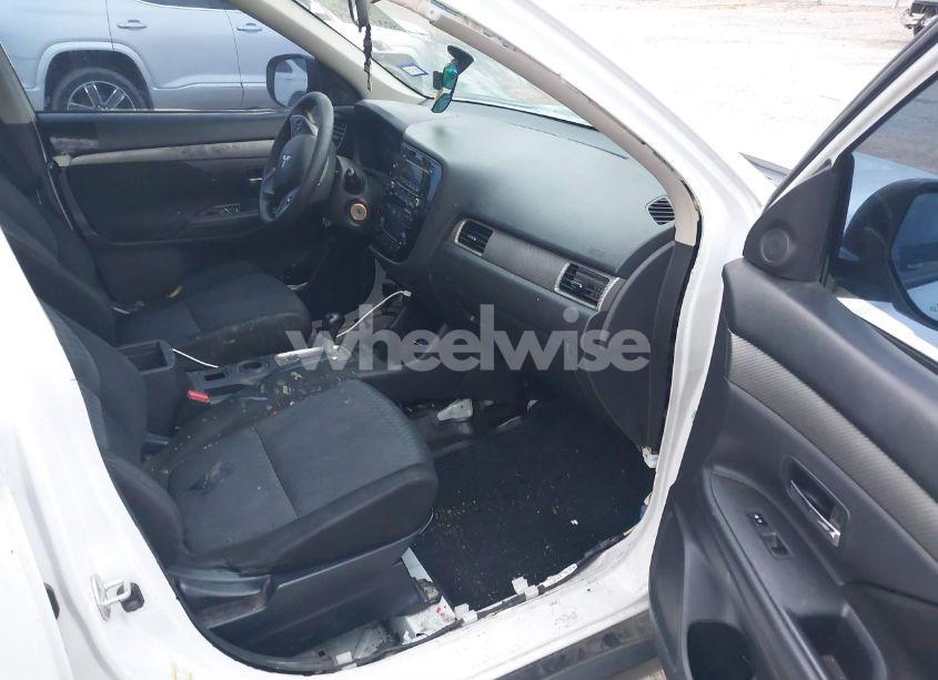 Photo 5 of 2014 Mitsubishi Outlander ES (VIN JA4AD2A37EZ010213)