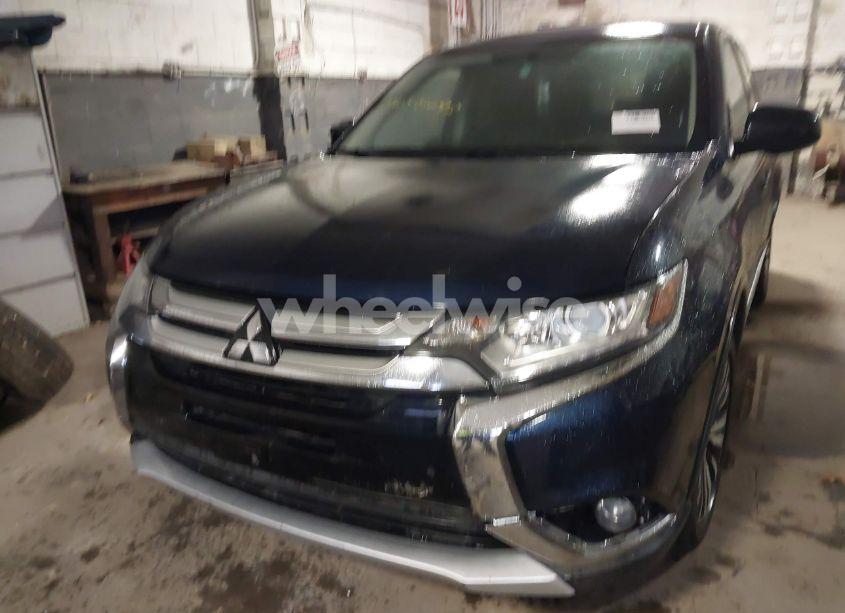 Photo 11 of 2018 Mitsubishi Outlander ES (VIN JA4AD2A37JJ005280)