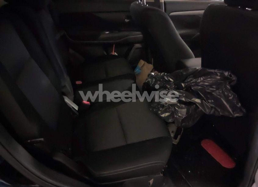 Photo 8 of 2018 Mitsubishi Outlander ES (VIN JA4AD2A37JJ005280)