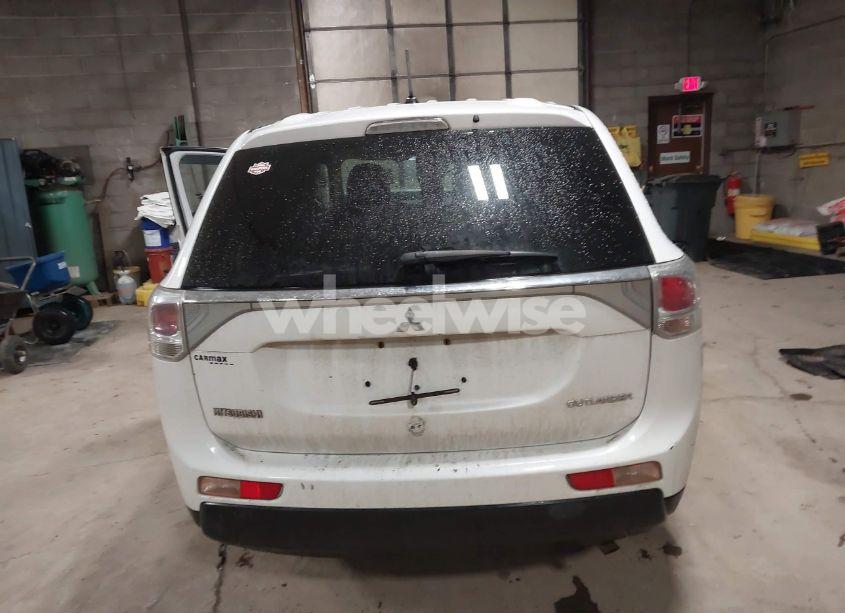 Photo 17 of 2014 Mitsubishi Outlander ES (VIN JA4AD2A38EZ016537)