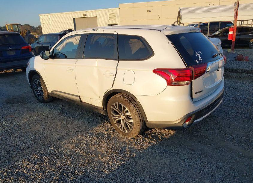 Photo 3 of 2016 Mitsubishi Outlander ES (VIN JA4AD2A38GZ016458)