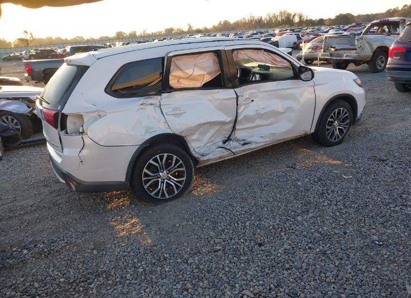 Photo 4 of 2016 Mitsubishi Outlander ES (VIN JA4AD2A38GZ016458)