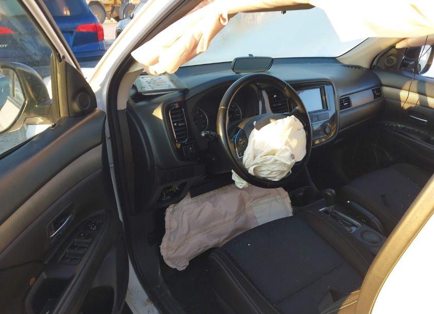 Photo 5 of 2016 Mitsubishi Outlander ES (VIN JA4AD2A38GZ016458)