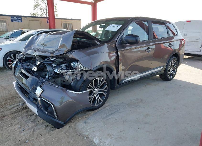 Photo 2 of 2017 Mitsubishi Outlander ES (VIN JA4AD2A38HZ010404)